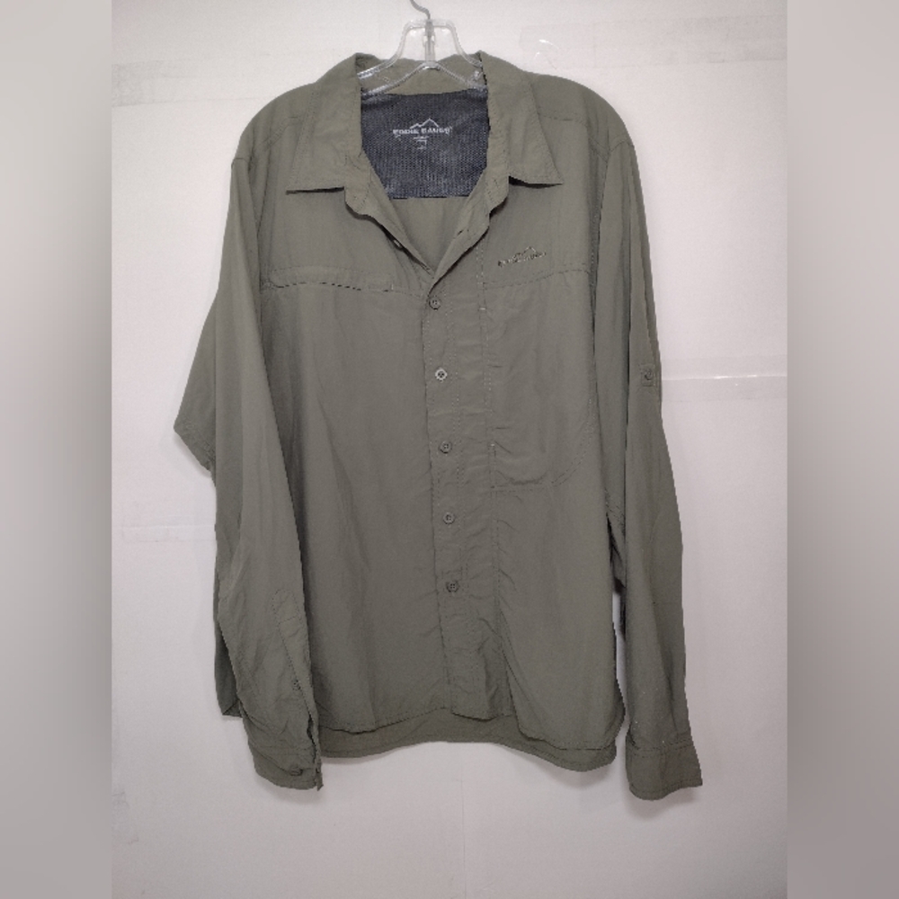 Eddie Bauer Men's Sage Green Shirt Size (L)